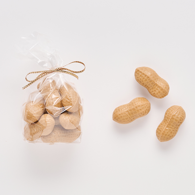 ���������y�J���^���E�o�C�B�z�J�J�E�G�b�g���퉷�ց�