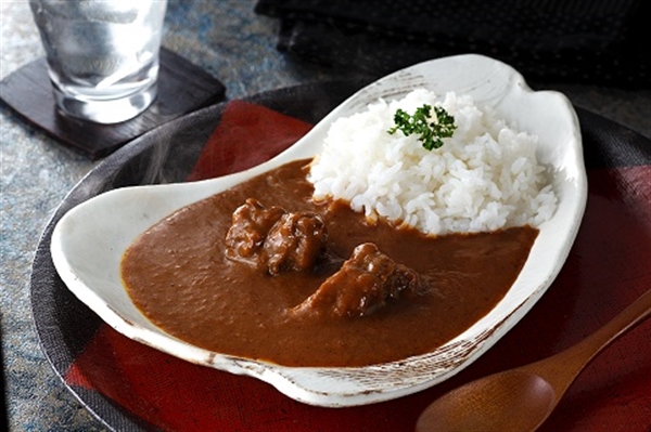 【九旬/佐賀・嬉野】「和多屋別荘」佐賀牛カレーセット <産地直送・送料込み>