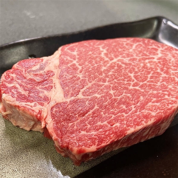 【加茂川】九州産和牛ヒレステーキ<冷蔵便>