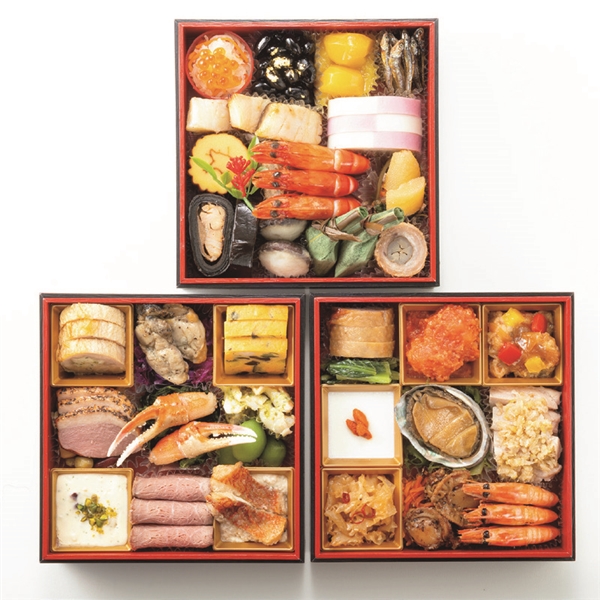 【配送/12月30日】ホテルオークラ 和洋中おせち三段重<送料込み・冷凍>